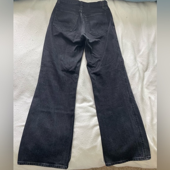 Abercrombie & Fitch 90s Relaxed Jean Ultra High Rise- Black. Size 26/2 short - Picture 4 of 6
